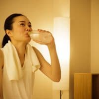 毎日飲んで健康な身体へ！水と新陳代謝の関係と、効果的な飲み方